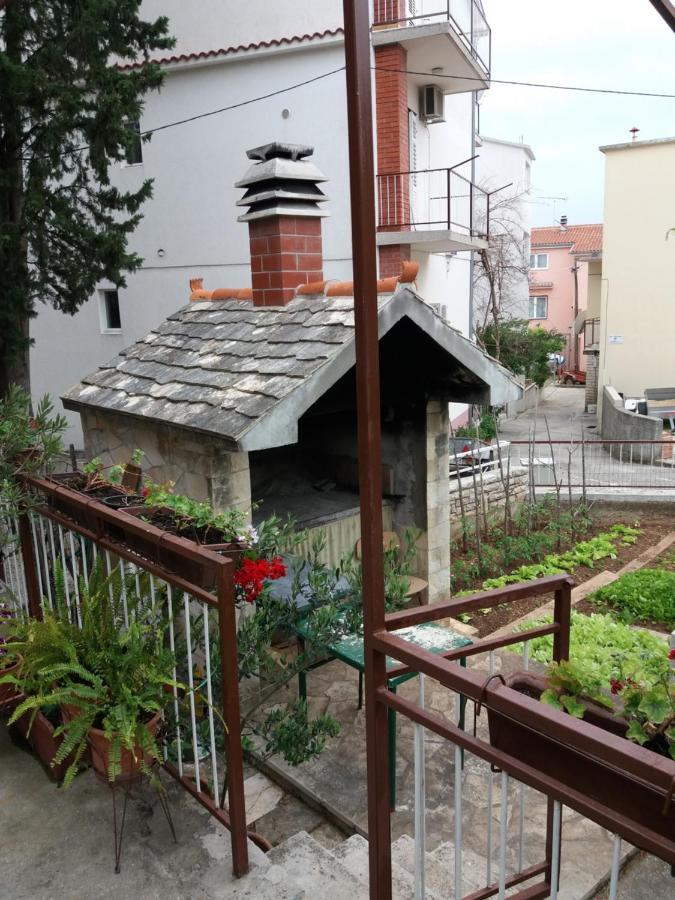 Apartment Viktoria 普利莫顿 外观 照片