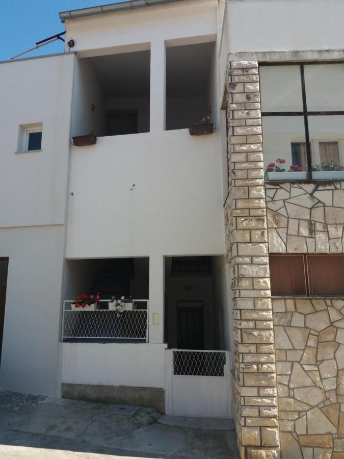 Apartment Viktoria 普利莫顿 外观 照片
